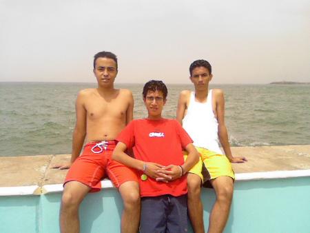 mourad nest pas la c amine a droite